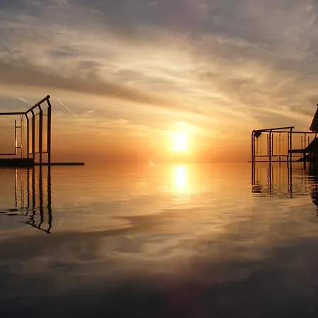 Hotel Petani Bay - Adults Only Vóvikes