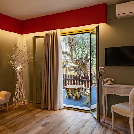 Petani Bay - Adults Only 4* Вовикес