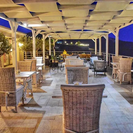 Petani Bay - Adults Only